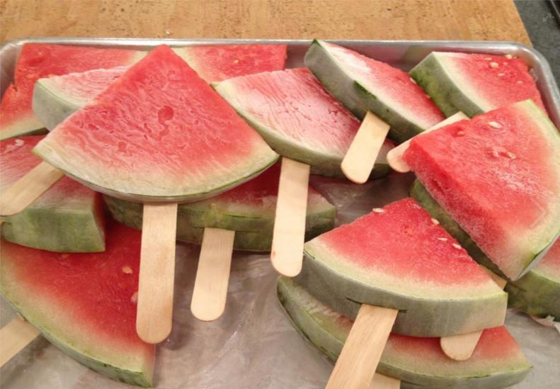 fun way to eat watermelon